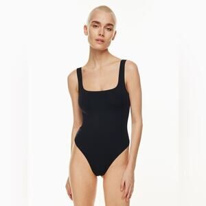 Babaton M Contour Squareneck Bodysuit in black